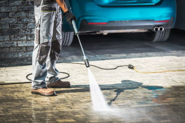 Cost of Driveway Pressure Washing in Nokomis