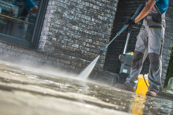 Power Cleaning in Nokomis