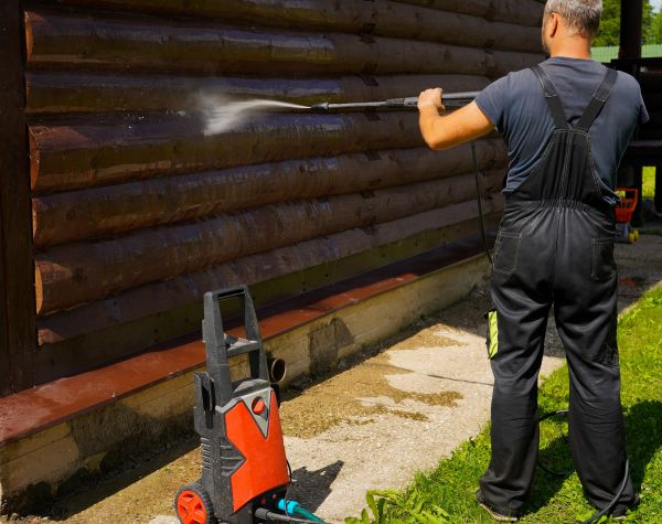 Cost of Log Home Pressure Washing in Nokomis
