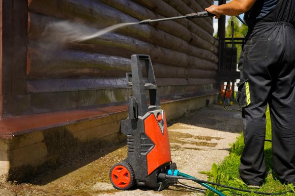 Wood House Exterior Cleaning in Nokomis