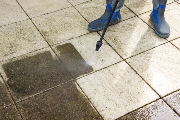 Cost of Outdoor Concrete Cleaning in Nokomis